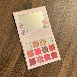 Beauty creations nutcracker palette